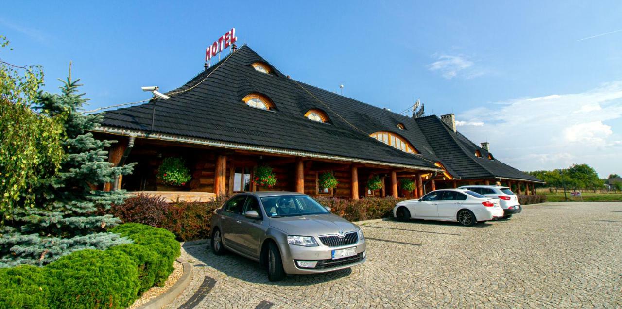 Hotel Stary Mlyn Kozieglowy  Exterior photo