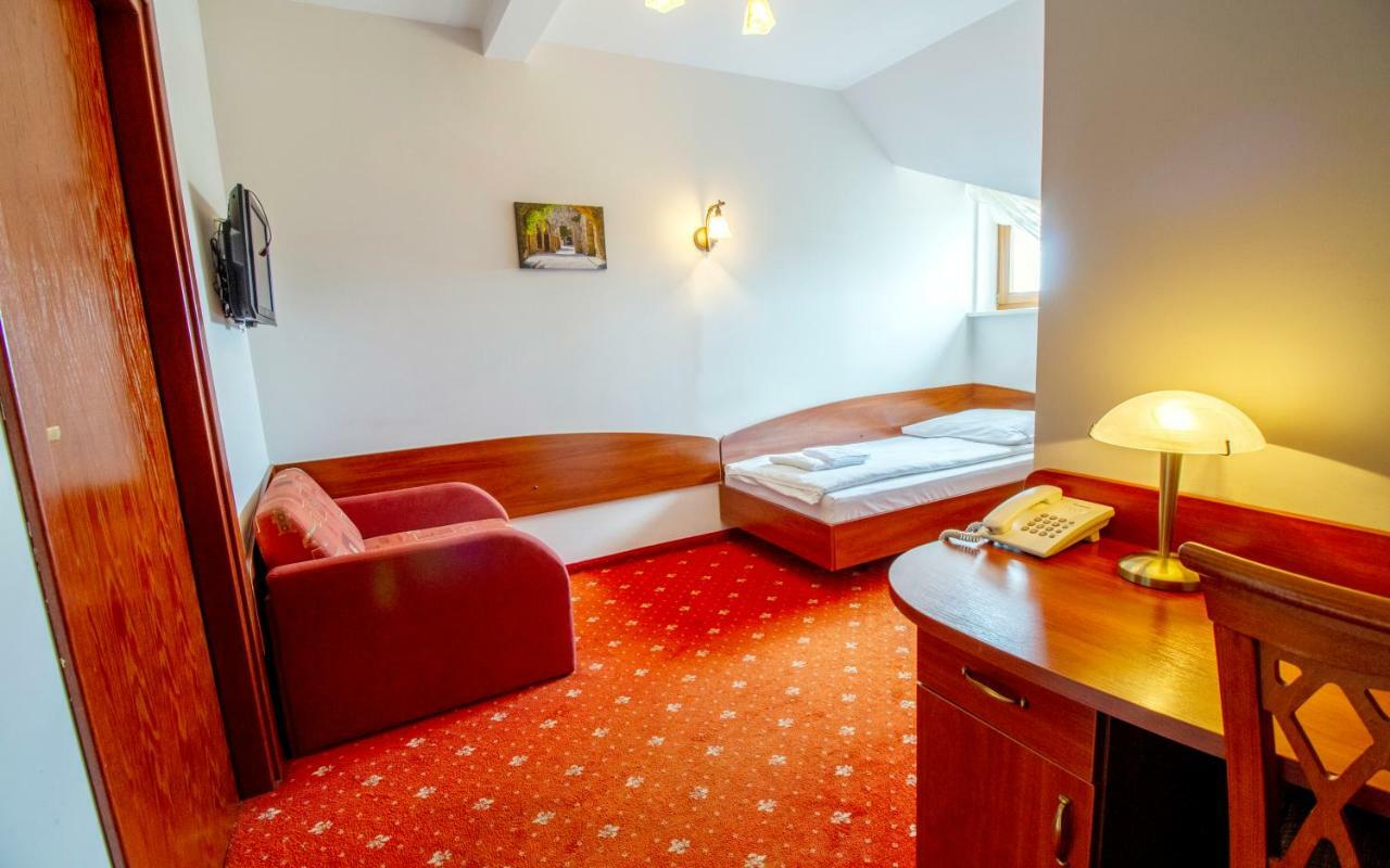 Hotel Stary Mlyn Kozieglowy  Exterior photo